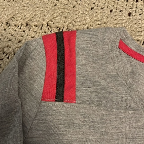 COLOSSEUM Ladies SS , THE CITY LOUISVILLE‎ CARDINALS with LOGO TEE SZ LARGE GRAY - Picture 5 of 12